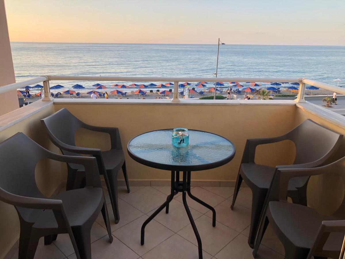 Apartamento SEPERI deep blue Rétino Exterior foto